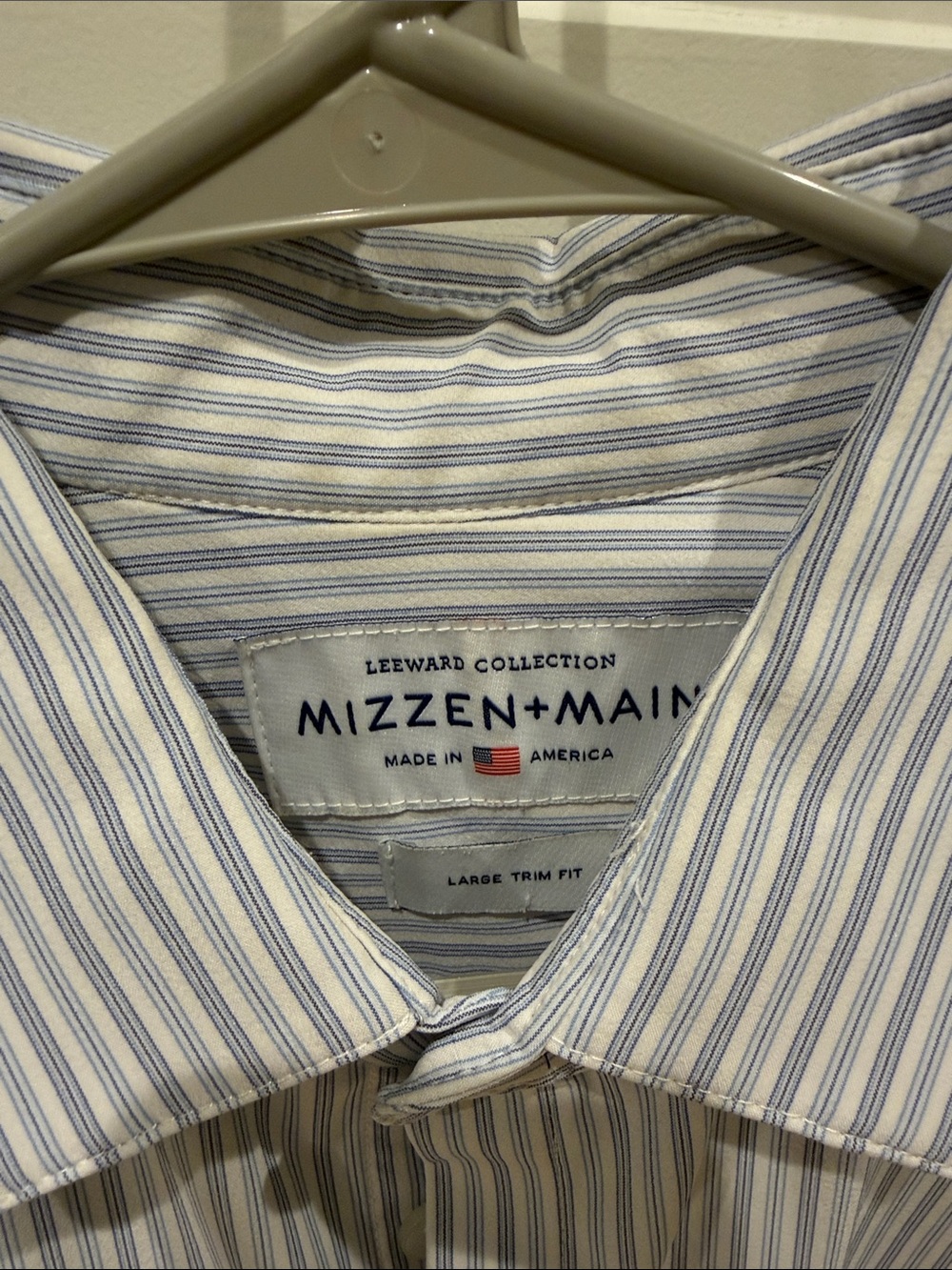 Mizzen + Main button down - Picture 2 of 2